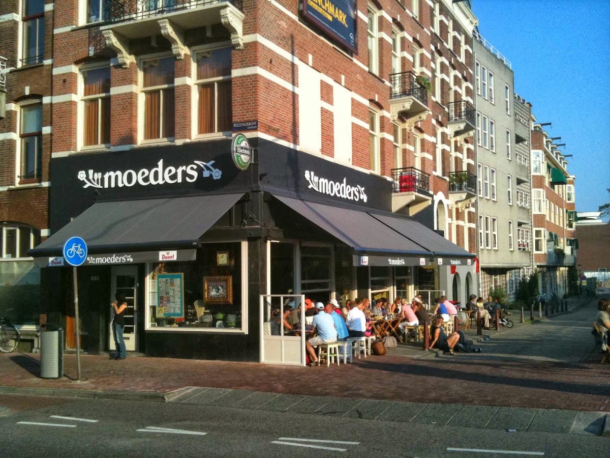 Moeders