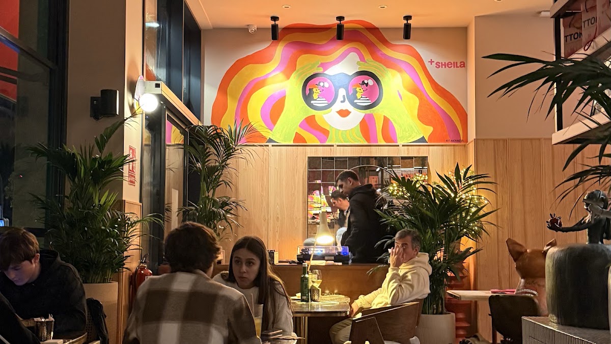 PASQUAL+SHEILA | Av.Francia 14