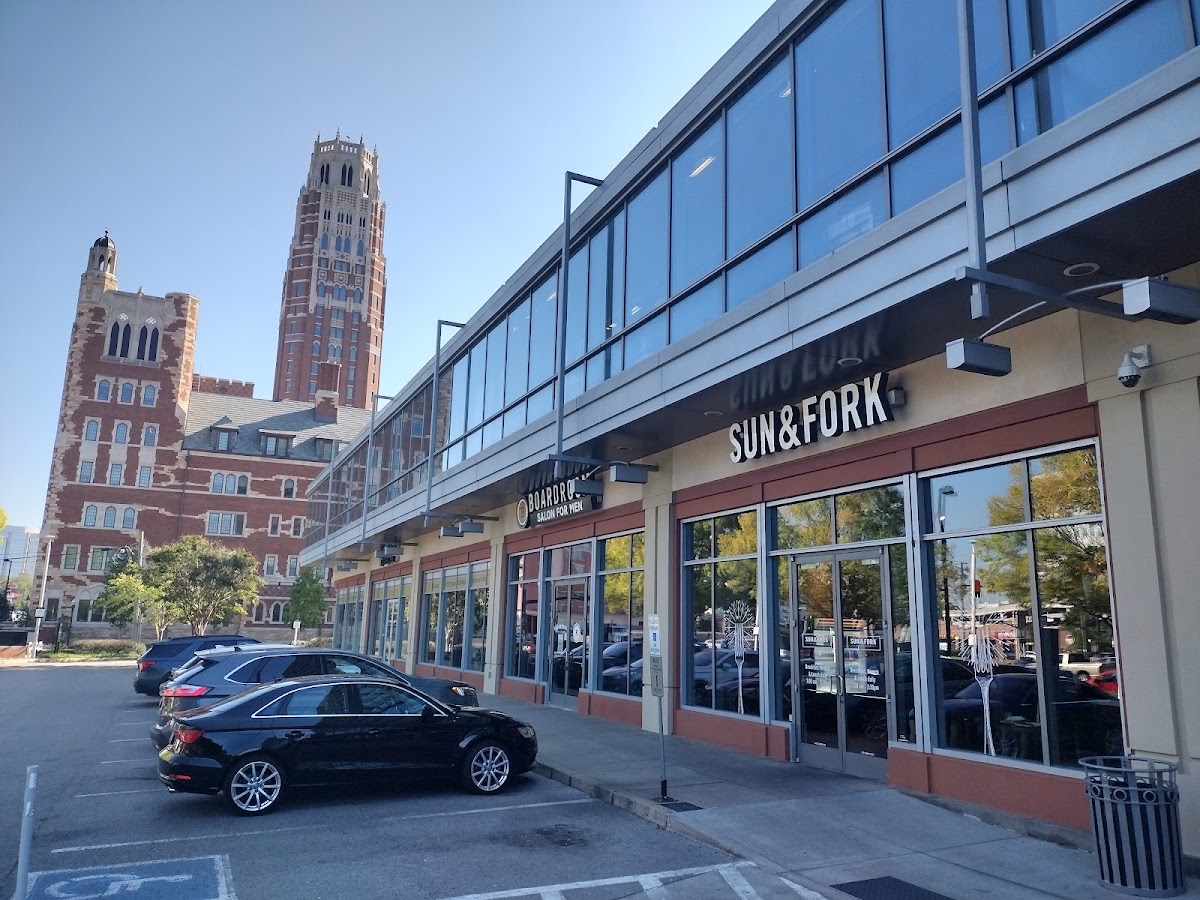 Sun & Fork