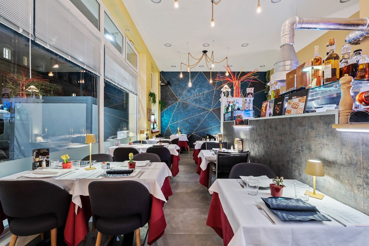 Al 21Restaurant