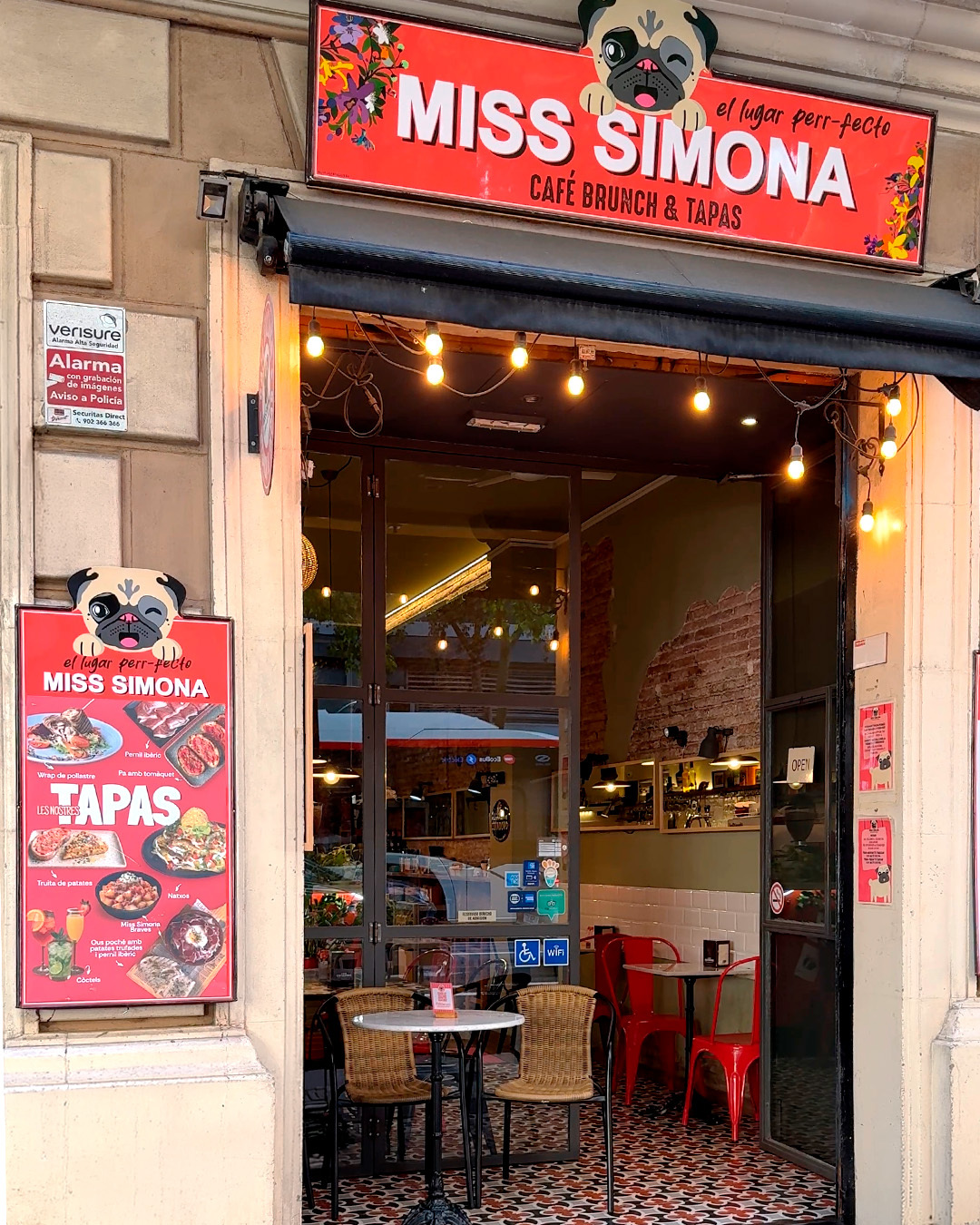 Miss Simona