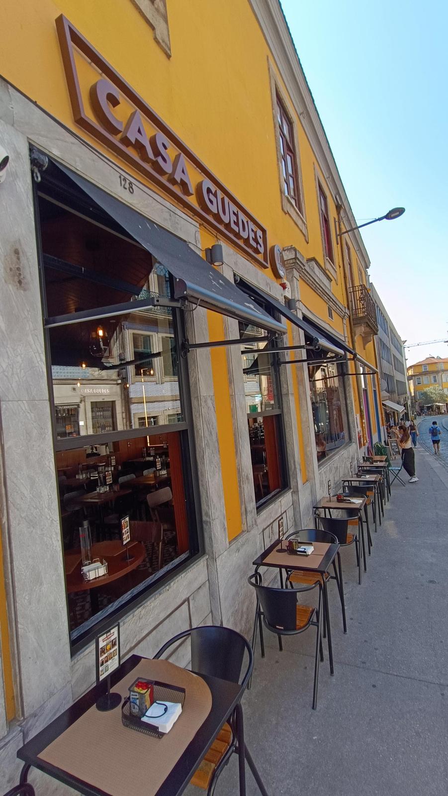 Casa Guedes Oliveiras