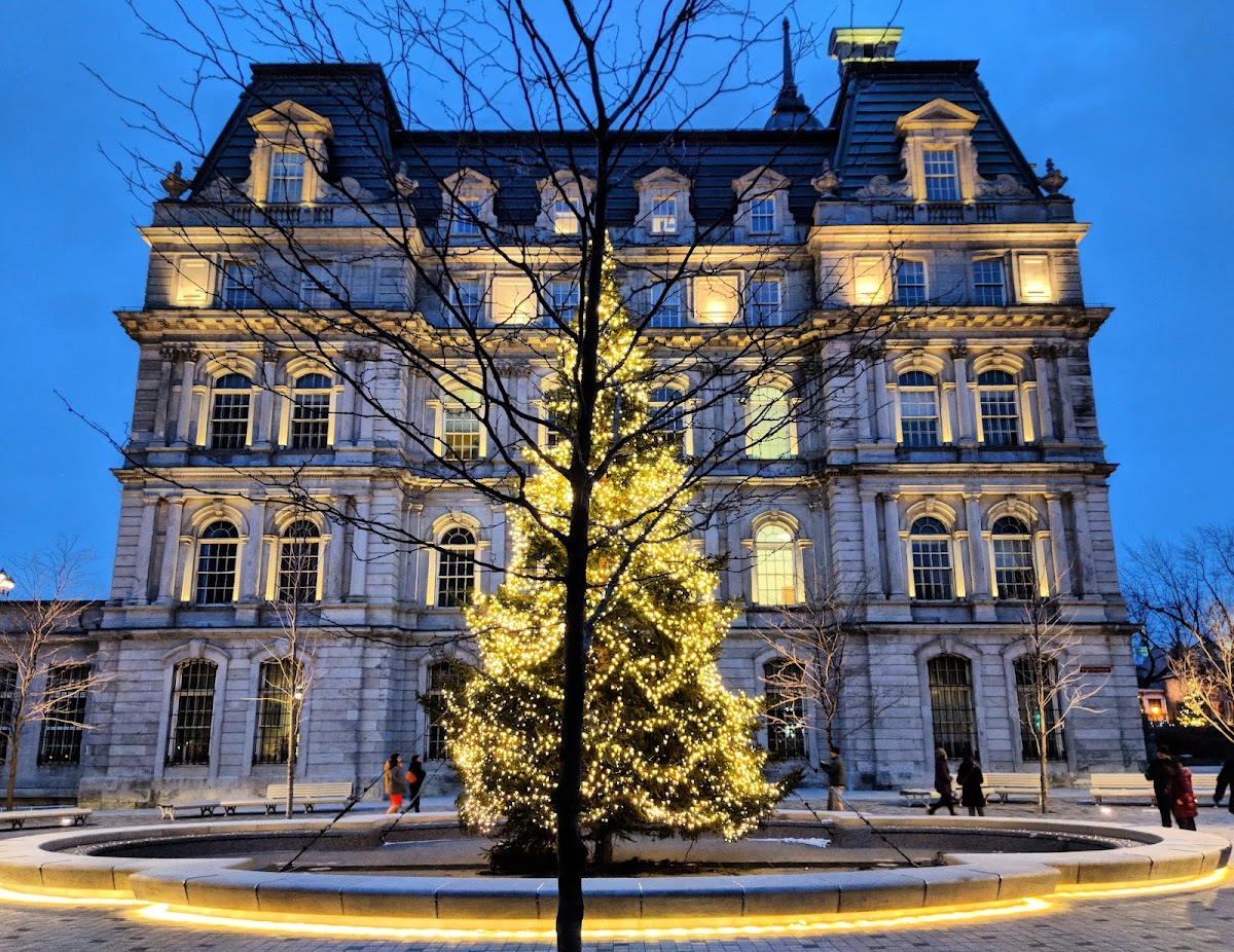 Vauquelin Place